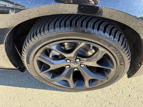 Used 2022 Chrysler 300 S RWD image 16