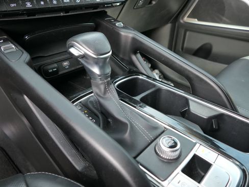 Used 2024 Kia Telluride S w/ S Sunroof Package FWD image 20