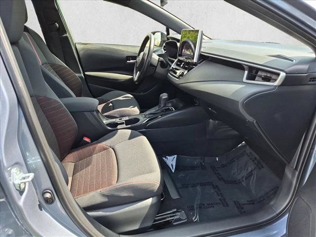 Used 2026 Toyota Corolla SE w/ SE Premium Package FWD image 20