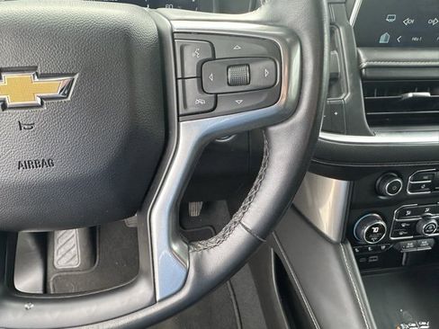 Certified 2023 Chevrolet Suburban Premier image 6