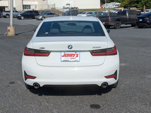 Used 2022 BMW 330i xDrive Sedan w/ Premium Package AWD/4WD image 7