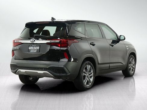 Used 2021 Kia Seltos LX AWD/4WD image 5