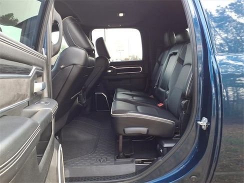 Used 2024 RAM 2500 Laramie w/ Night Edition image 18