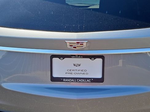 Certified 2025 Cadillac XT6 Sport w/ Platinum Package AWD/4WD image 5