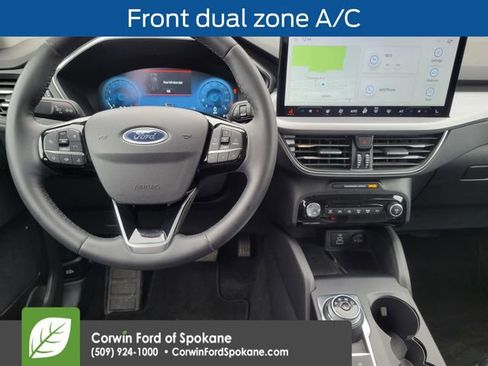 Certified 2024 Ford Escape Platinum image 10