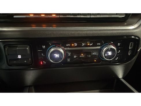 Used 2023 GMC Sierra 1500 SLT w/ SLT Premium Plus Package image 13