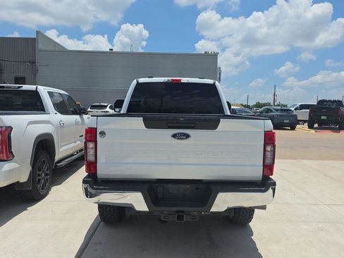 Used 2022 Ford F250 XLT w/ FX4 Off-Road Package AWD/4WD image 6