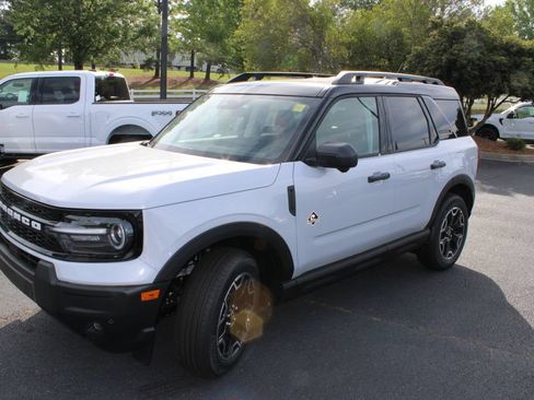 New 2026 Ford Bronco Sport Outer Banks w/ Outer Banks Tech Package+ AWD/4WD image 13