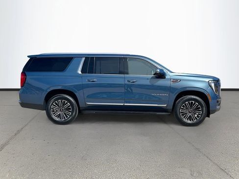 New 2026 GMC Yukon XL Elevation w/ Elevation Premium Package image 3