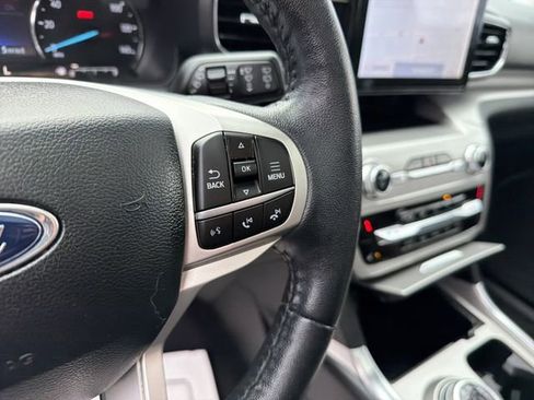 Used 2022 Ford Explorer XLT w/ Equipment Group 202A AWD/4WD image 20
