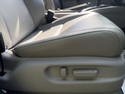 Used 2018 Honda Pilot EX-L image 32