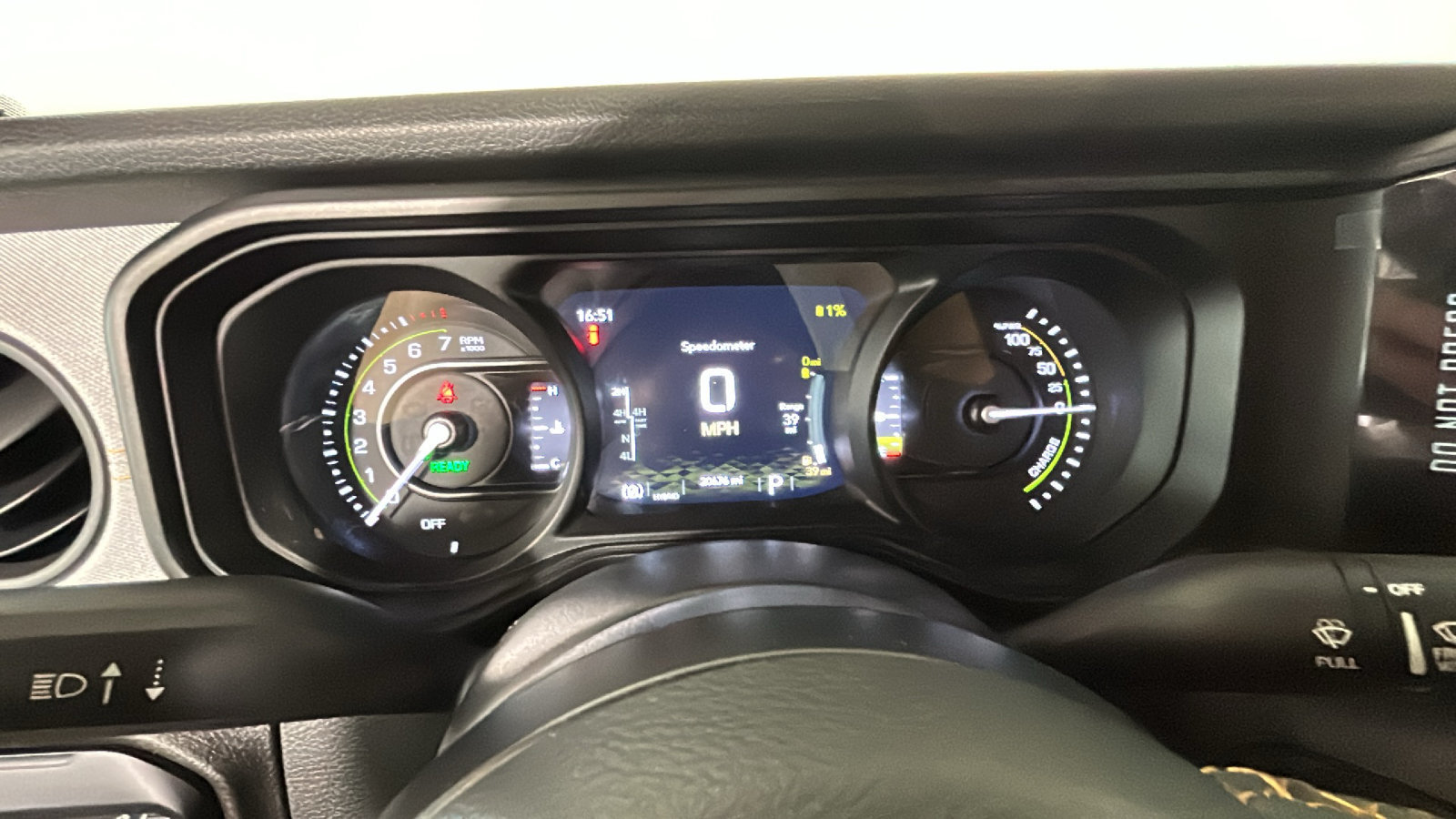 Used 2024 Jeep Wrangler Unlimited AWD/4WD image 21