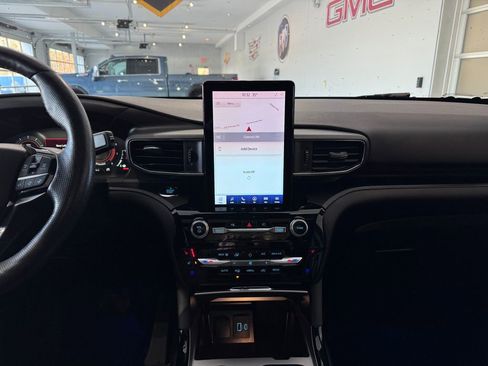 Used 2021 Ford Explorer ST w/ Equipment Group 401A image 19