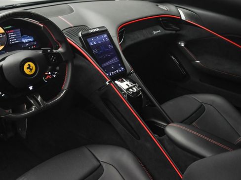 Used 2023 Ferrari Roma Nero Daytona image 46