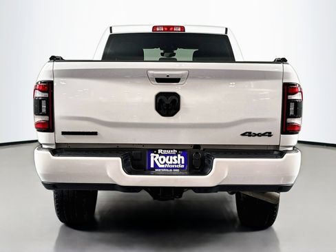 Used 2024 RAM 2500 Big Horn w/ Night Edition AWD/4WD image 6