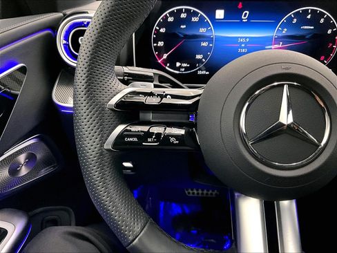 Used 2026 Mercedes-Benz CLE 300 4MATIC Coupe image 21