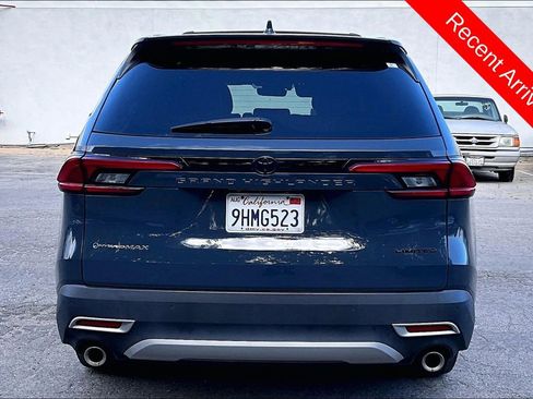 Used 2024 Toyota Grand Highlander AWD Hybrid image 5
