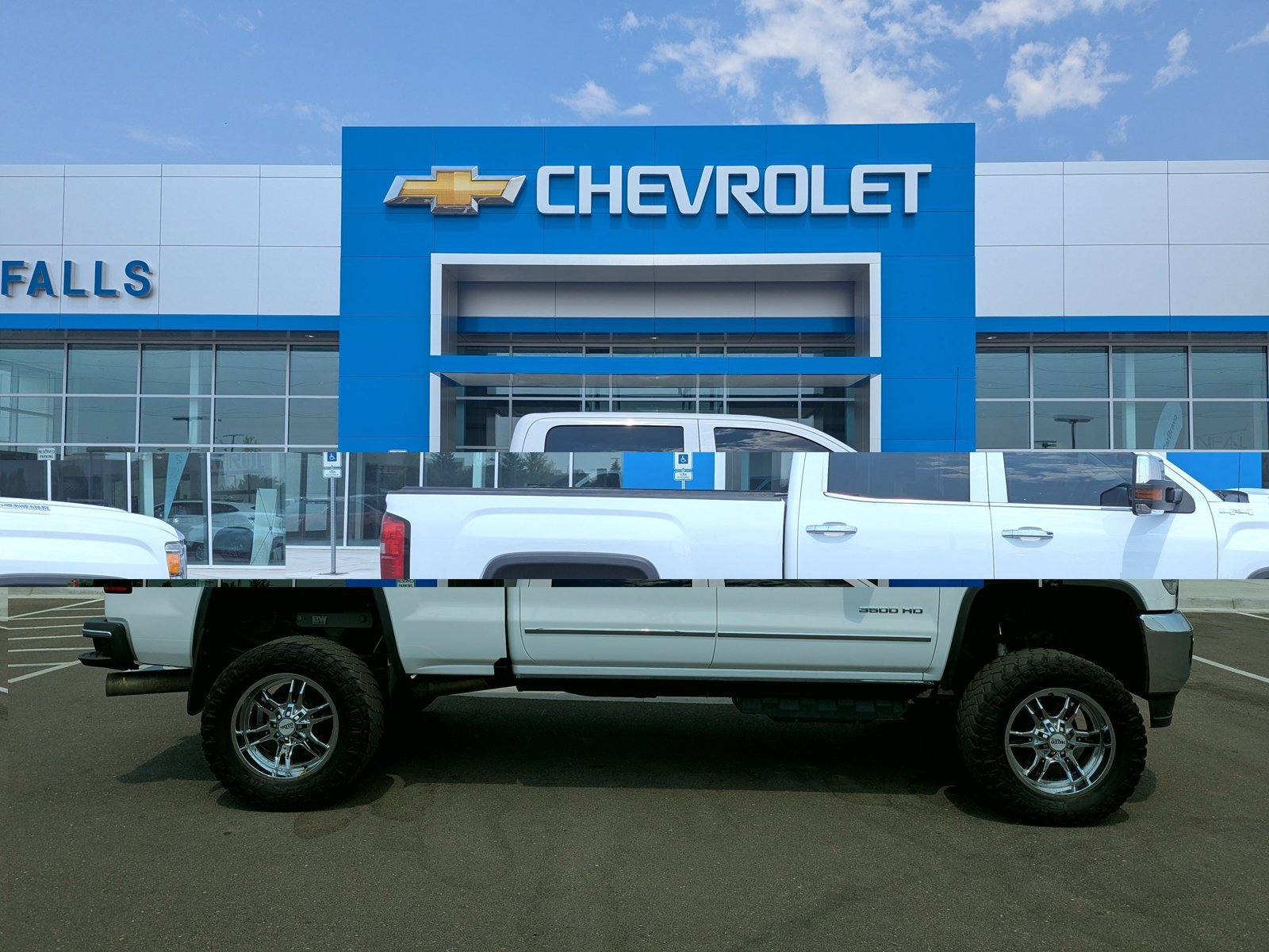 Used 2017 GMC Sierra 3500 SLT w/ Duramax Plus Package AWD/4WD image 36