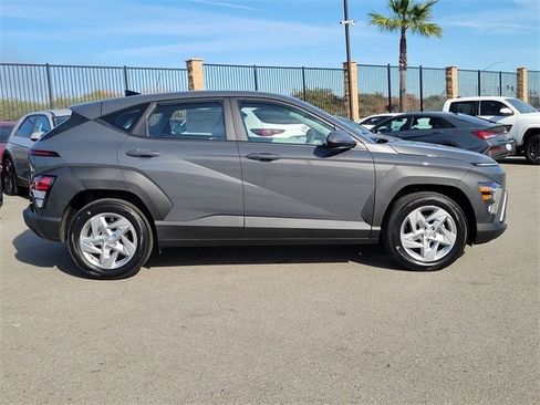 New 2026 Hyundai Kona SE image 25