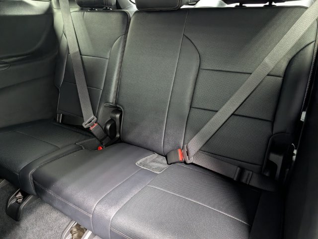 Used 2026 Chevrolet Traverse High Country w/ LPO, Floor Liner Package AWD/4WD image 16