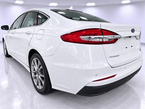 Used 2019 Ford Fusion SEL FWD image 6