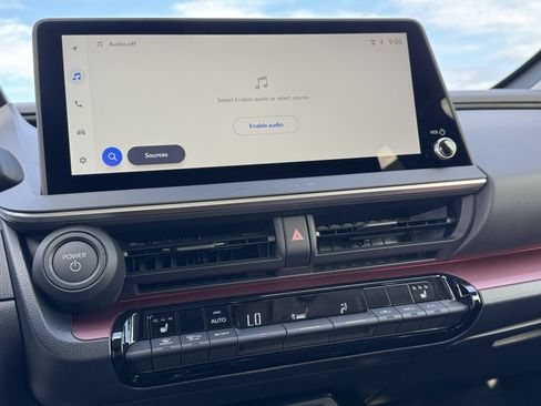 New 2026 Toyota Prius Plug-In Hybrid FWD image 20