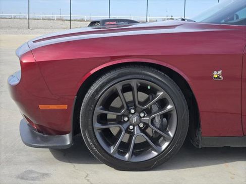 Certified 2023 Dodge Challenger R/T Scat Pack w/ Plus Package image 8