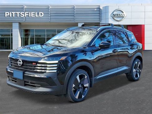 New 2026 Nissan Kicks SR image 5