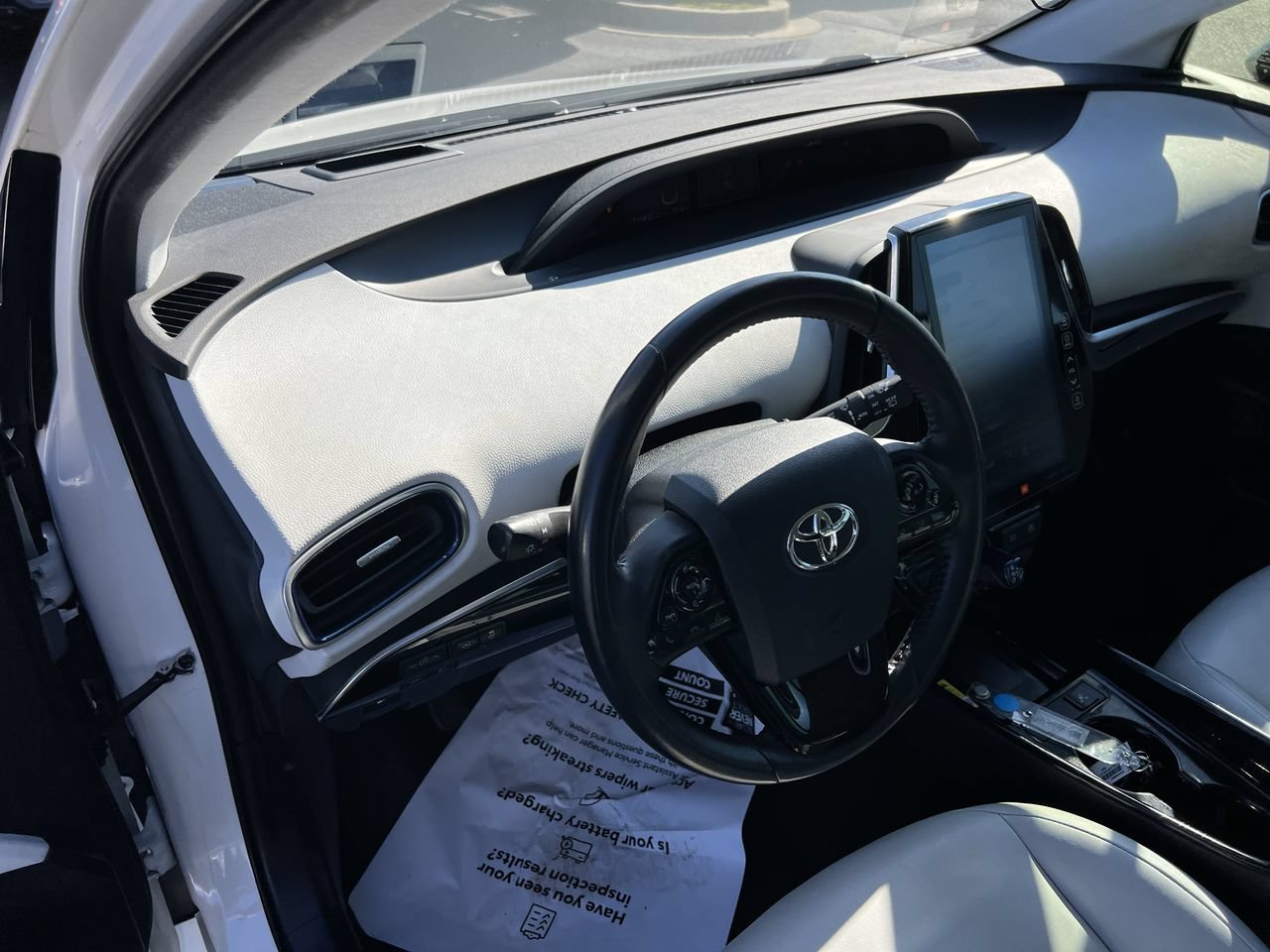Used 2020 Toyota Prius Limited FWD image 18