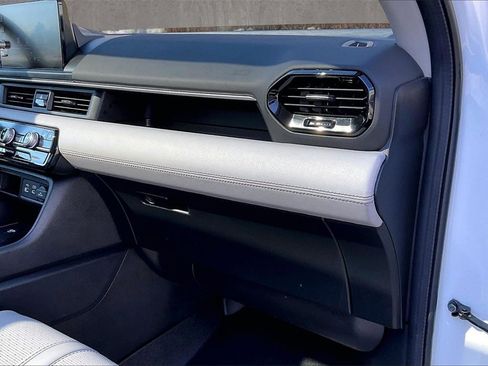 Used 2024 Honda Pilot Elite image 27