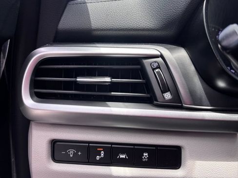 Used 2021 Kia Telluride S AWD/4WD image 18