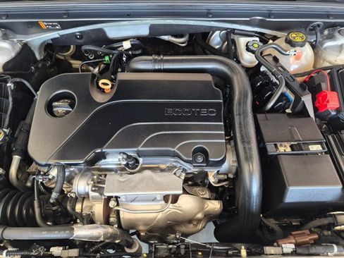 Used 2019 Chevrolet Malibu RS FWD image 21