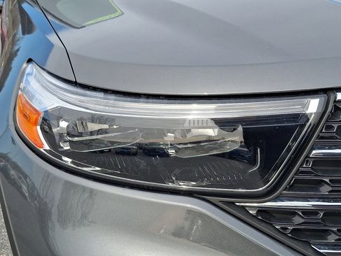 Certified 2023 Ford Explorer XLT w/ Equipment Group 202A image 9