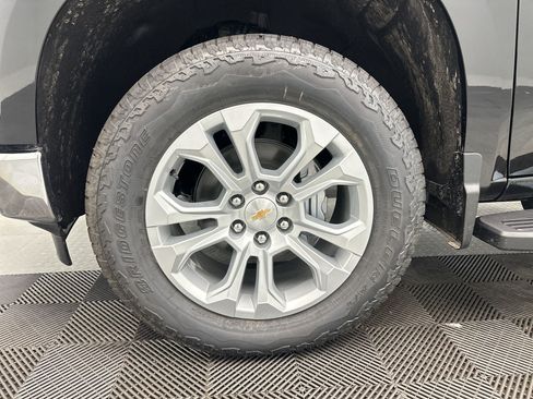 New 2026 Chevrolet Silverado 1500 LTZ AWD/4WD image 12
