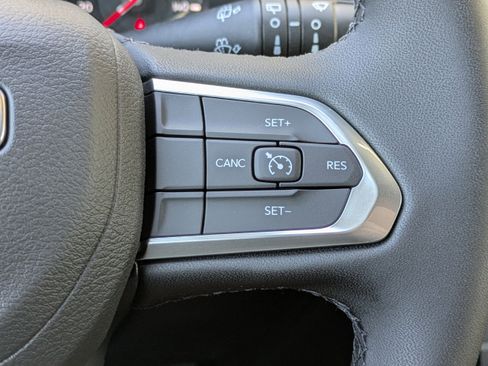 New 2026 Jeep Compass Latitude AWD/4WD image 20