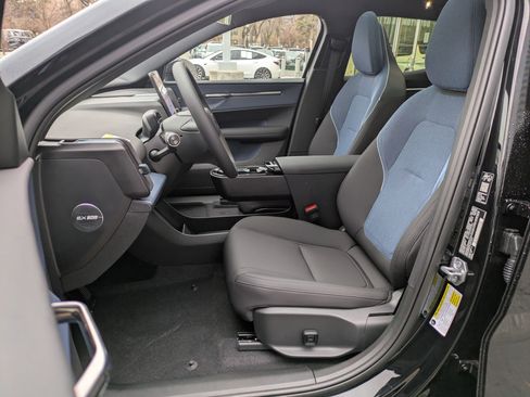 New 2026 Volvo EX30 Plus image 15