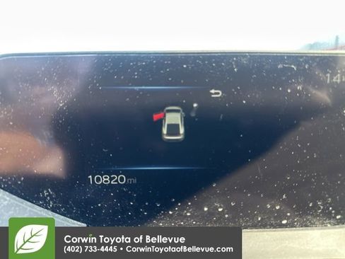 Used 2024 Toyota Prius Limited image 40