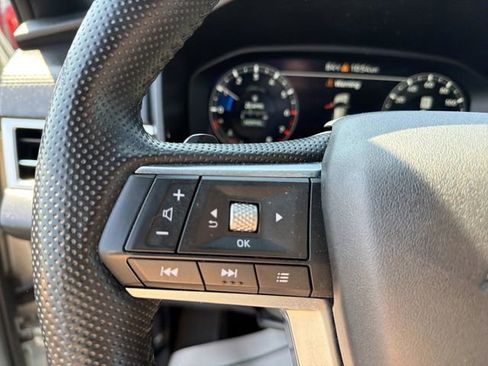 Used 2024 Mitsubishi Outlander SEL Black Edition FWD image 19