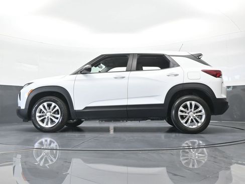 Used 2023 Chevrolet TrailBlazer LS AWD/4WD image 52