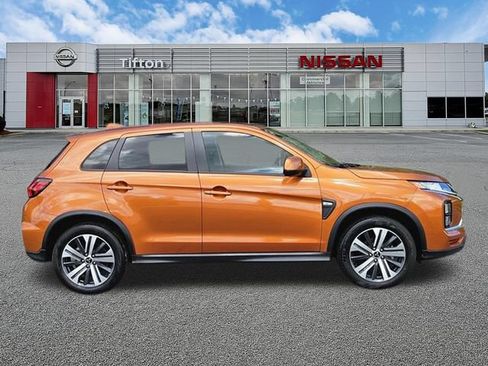 Used 2024 Mitsubishi Outlander Sport ES AWD/4WD image 3
