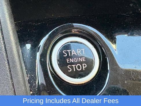 Used 2020 Nissan Versa SV FWD image 12