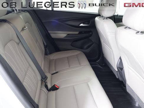 Certified 2024 Buick Envista Avenir FWD image 21