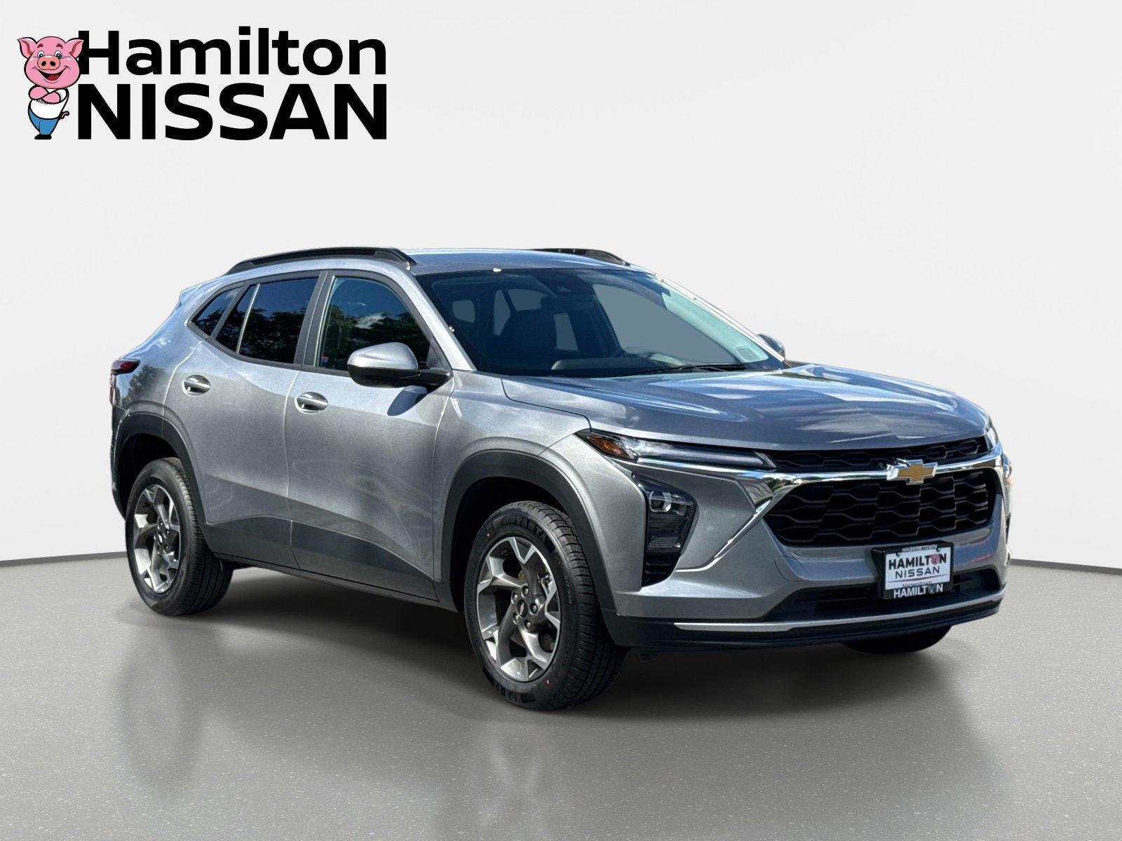 Used 2025 Chevrolet Trax LT FWD image 1