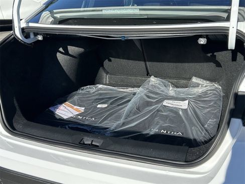 New 2026 Nissan Sentra S image 9