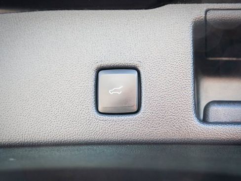 Used 2023 Ford Escape Platinum image 31