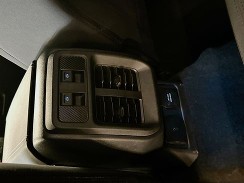 Used 2025 Ford Bronco Big Bend image 27