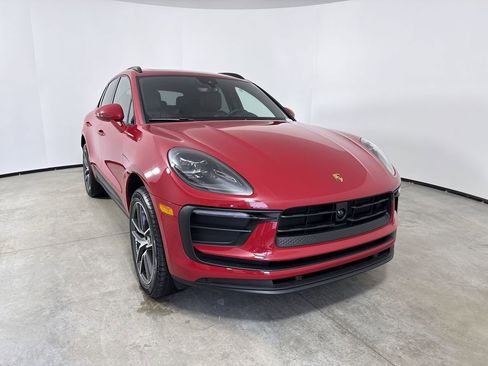 New 2026 Porsche Macan image 9