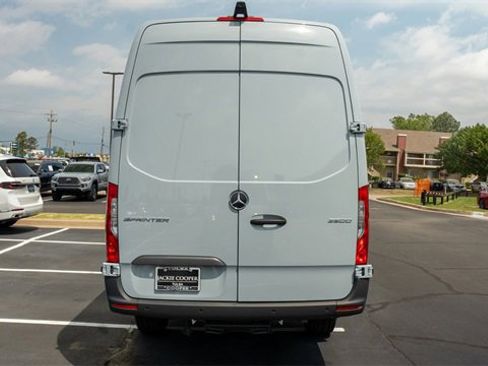 New 2024 Mercedes-Benz Sprinter 3500 image 5