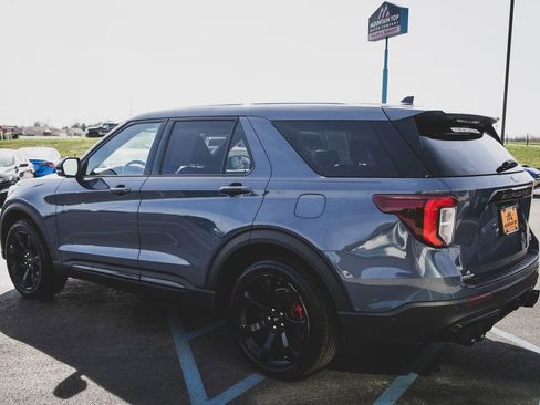 Used 2021 Ford Explorer ST w/ Equipment Group 401A image 9