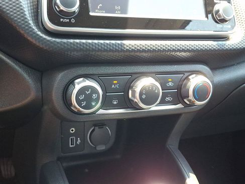 Used 2025 Nissan Kicks Play S FWD image 15